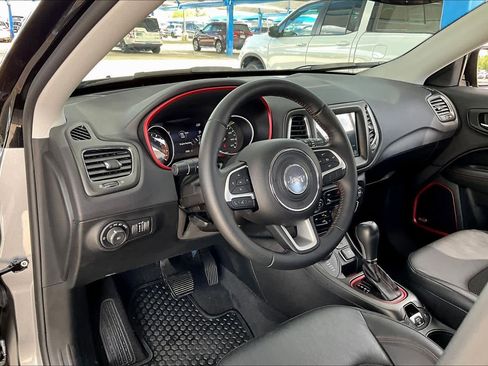 Used 2018 Jeep Compass Trailhawk w/ Safe & Security Group image 18