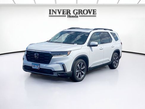 Certified 2025 Honda Pilot Elite image 1