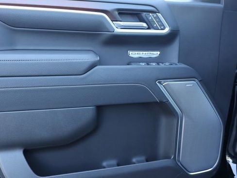 New 2026 GMC Sierra 1500 Denali AWD/4WD image 10