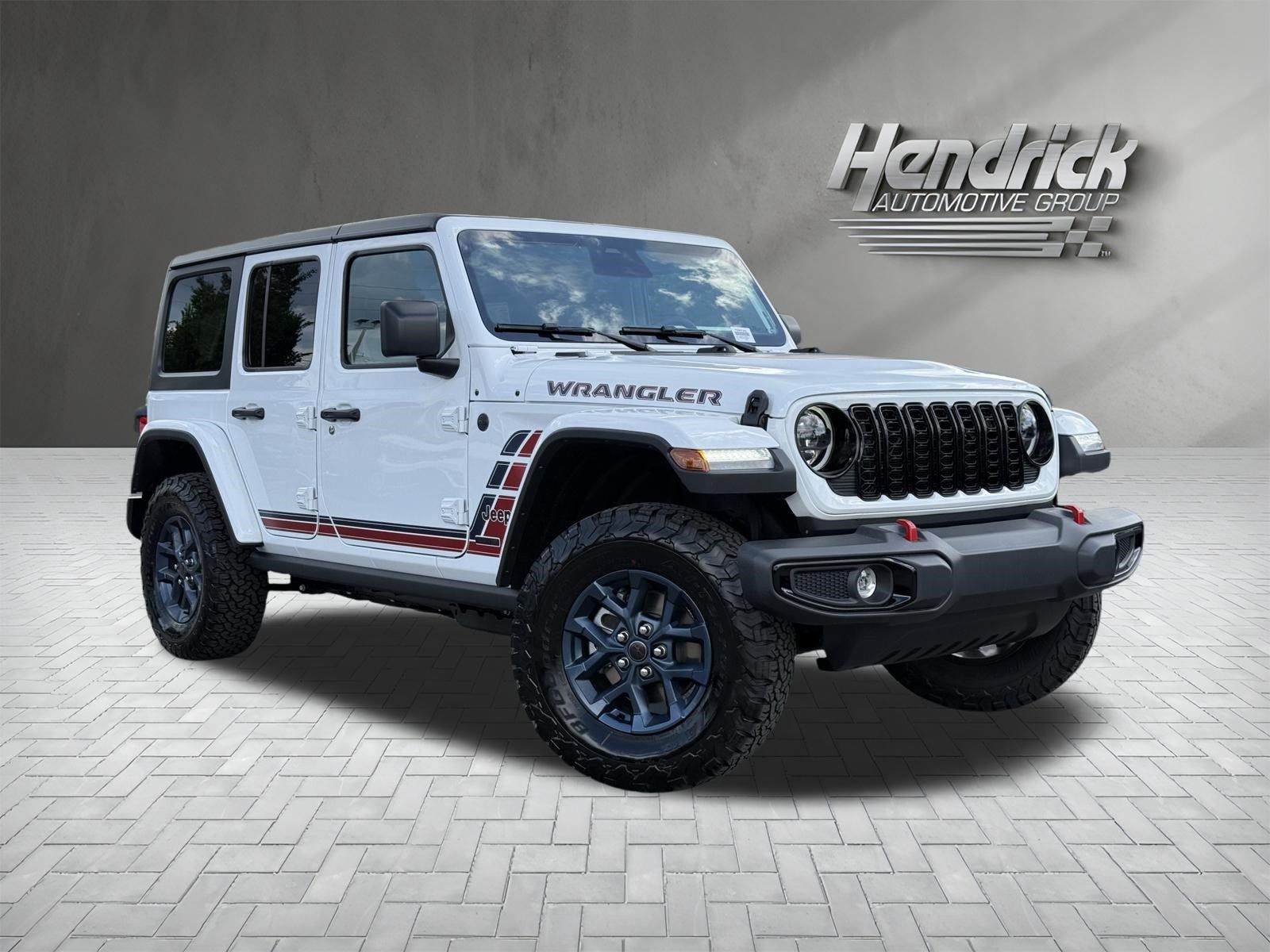 Used 2026 Jeep Wrangler Unlimited Sport w/ Dual Top Group AWD/4WD image 2