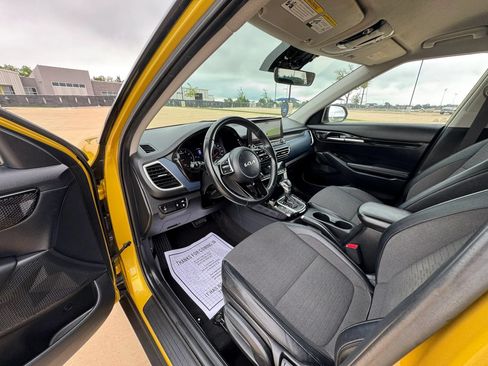 Used 2023 Kia Seltos Nightfall Edition AWD/4WD image 23