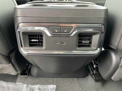 New 2026 GMC Sierra 2500 Denali w/ Denali Reserve Package AWD/4WD image 23