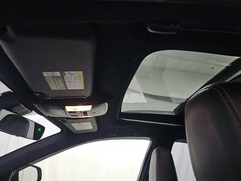 Used 2018 Toyota RAV4 SE w/ Power Extra Value Package AWD/4WD image 10