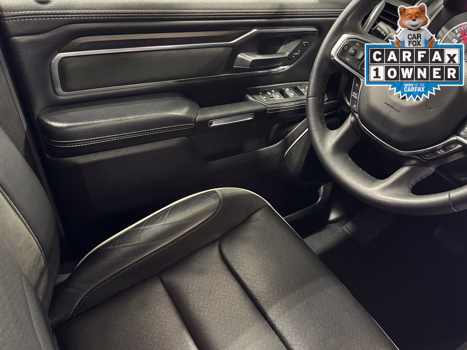 Used 2025 RAM 1500 Laramie AWD/4WD image 41