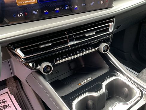 New 2026 Chevrolet Traverse LT w/ Driver Confidence Package image 14