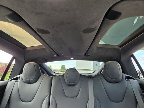 Used 2023 Tesla Model X AWD/4WD image 33