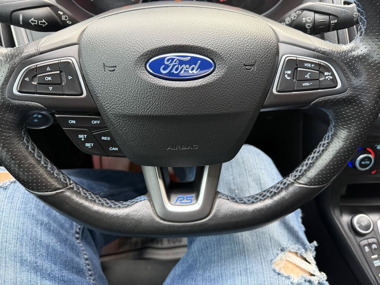Used 2017 Ford Focus RS AWD/4WD image 23