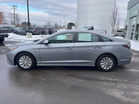 Used 2016 Hyundai Sonata SE image 8