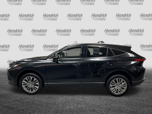 Used 2022 Toyota Venza XLE AWD/4WD image 7