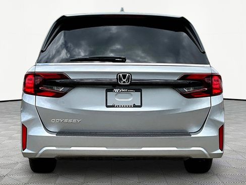 New 2026 Honda Odyssey EX-L image 5