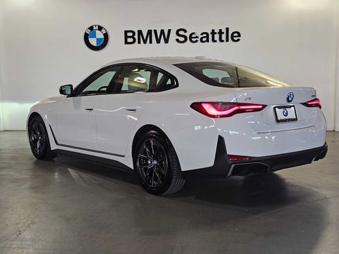 Used 2023 BMW i4 eDrive35 RWD image 3