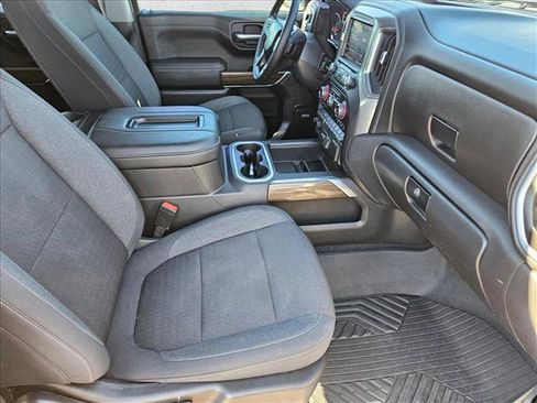 Used 2022 Chevrolet Silverado 1500 LT Trail Boss w/ Convenience Package II image 18