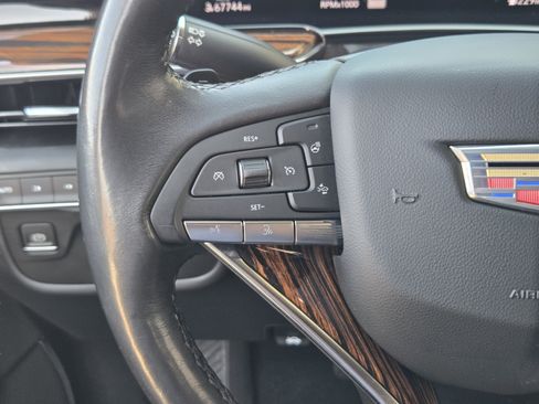 Used 2023 Cadillac Escalade ESV Premium Luxury AWD/4WD image 28