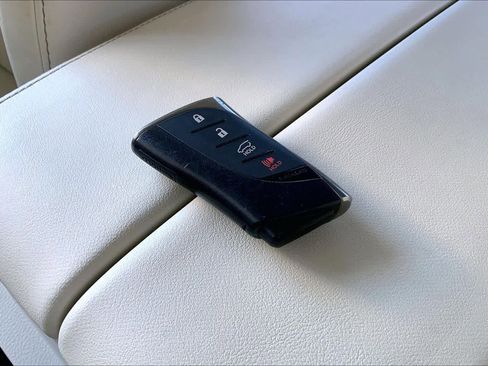 Used 2023 Lexus GX 460 Premium image 14