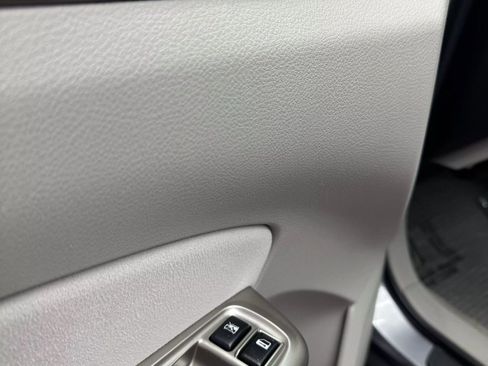 Used 2009 Subaru Forester 2.5X Limited image 10