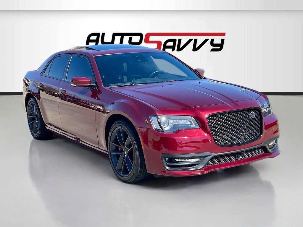 Used 2023 Chrysler 300 C RWD image 1