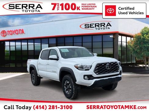 Used 2022 Toyota Tacoma TRD Off-Road image 1
