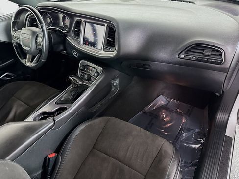 Used 2019 Dodge Challenger R/T Scat Pack w/ Dynamics Package RWD image 28