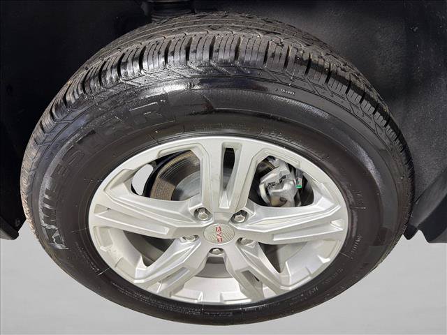 Used 2024 GMC Terrain SLE AWD/4WD image 17