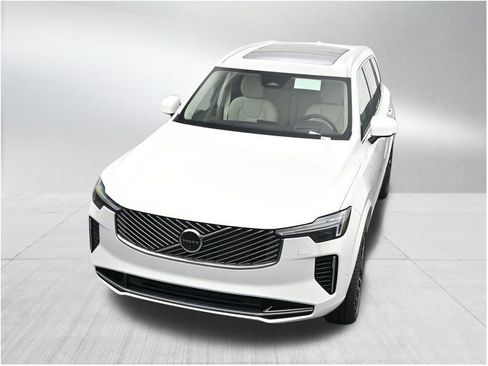 New 2026 Volvo XC90 T8 Ultra w/ Protection Package Premier AWD/4WD image 20