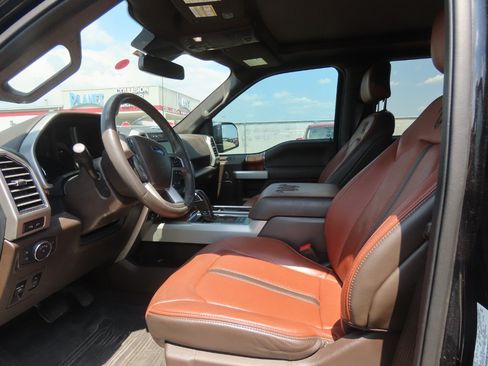 Used 2019 Ford F150 King Ranch w/ Equipment Group 601A Luxury AWD/4WD image 24