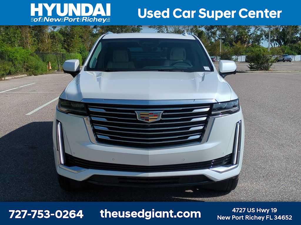 Used 2024 Cadillac Escalade Premium Luxury Platinum w/ Heavy-Duty Trailer Package AWD/4WD image 8