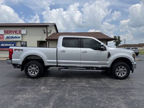 Used 2019 Ford F350 XLT w/ XLT Premium Package AWD/4WD image 1