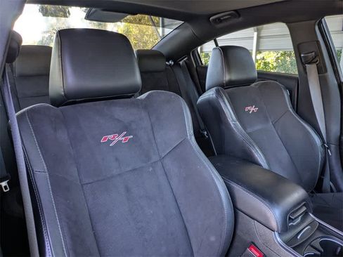 Used 2015 Dodge Charger R/T image 6