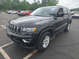 Used 2019 Jeep Grand Cherokee Laredo AWD/4WD video 1