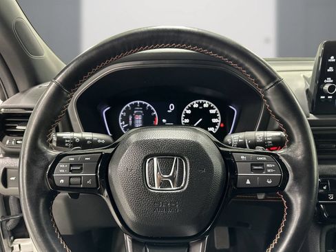 Used 2024 Honda Pilot TrailSport image 22