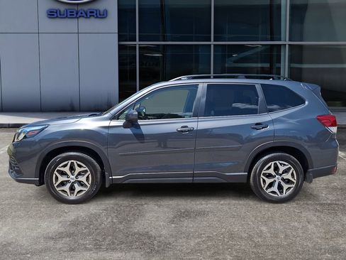 Certified 2022 Subaru Forester Premium AWD/4WD image 7