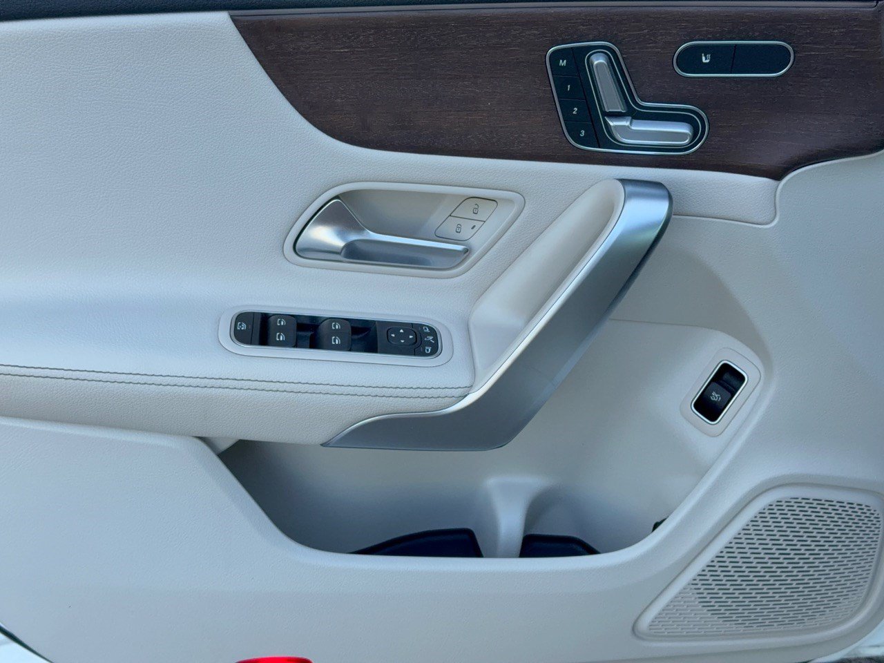Certified 2023 Mercedes-Benz CLA 250 image 14