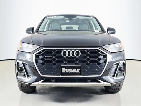 Used 2023 Audi Q5 2.0T Premium w/ Convenience Package AWD/4WD image 2