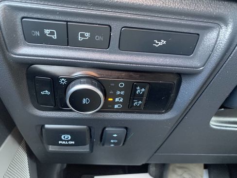 Used 2023 Ford F150 Lariat w/ Equipment Group 502A High image 17