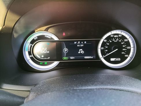 Used 2017 Kia Niro LX image 8