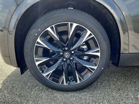 Used 2025 MAZDA CX-90 3.3 Turbo S w/ Premium Package image 18