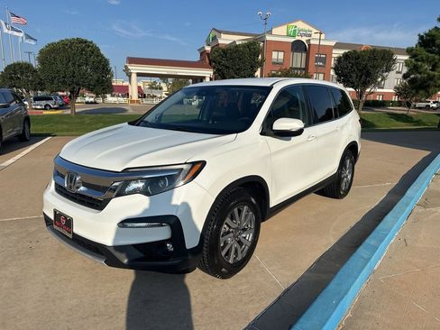 Used 2020 Honda Pilot EX image 4
