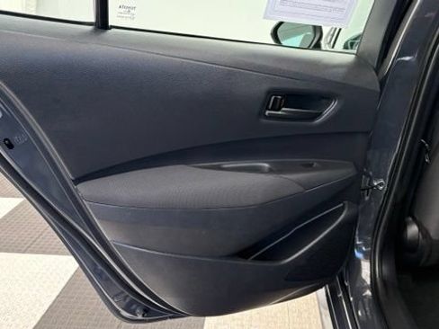 Used 2024 Toyota Corolla LE FWD image 18