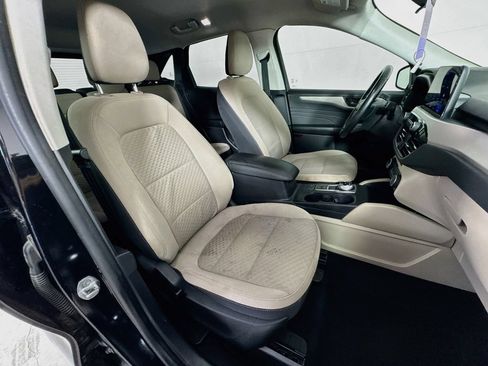 Used 2022 Ford Escape SE w/ Convenience Package FWD image 35