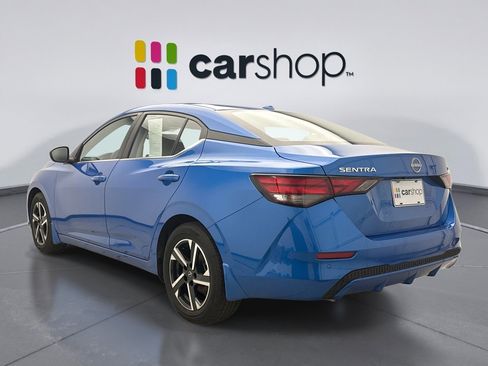 Used 2024 Nissan Sentra SV image 2