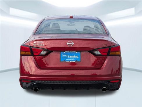 Used 2024 Nissan Altima 2.5 SR FWD image 5