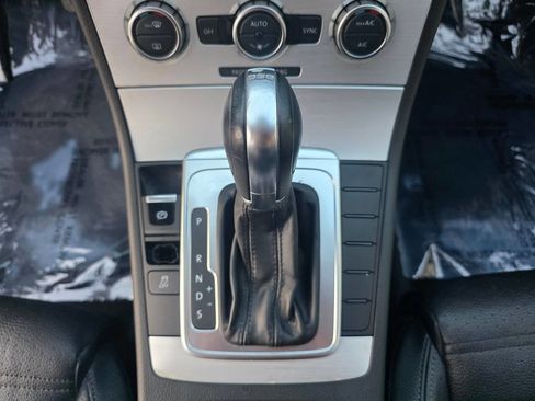 Used 2014 Volkswagen CC Sport image 26