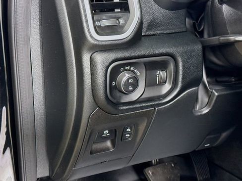 Used 2022 RAM 1500 Big Horn image 10