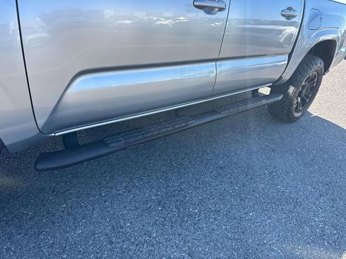Used 2022 Toyota Tacoma 2WD Double Cab image 5