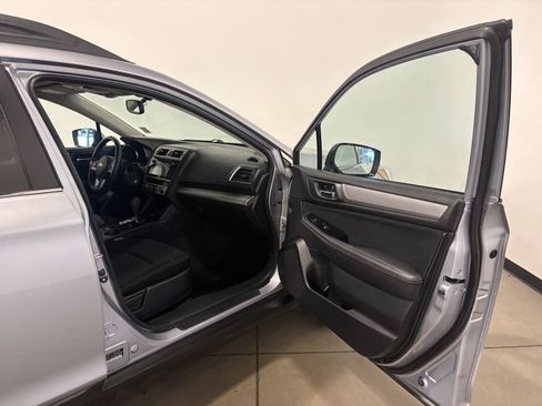 Used 2015 Subaru Outback 2.5i Premium AWD/4WD image 40