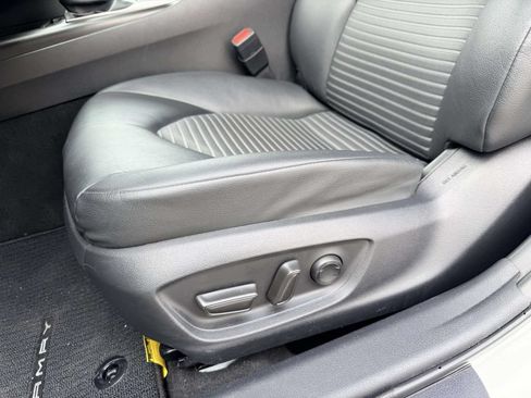 Certified 2024 Toyota Camry SE FWD image 18