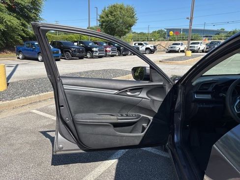 Used 2019 Honda Civic LX image 6