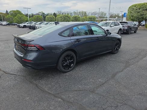 Certified 2025 Honda Accord SE image 8