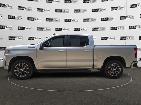 Used 2021 Chevrolet Silverado 1500 RST w/ Texas Edition Plus AWD/4WD image 3