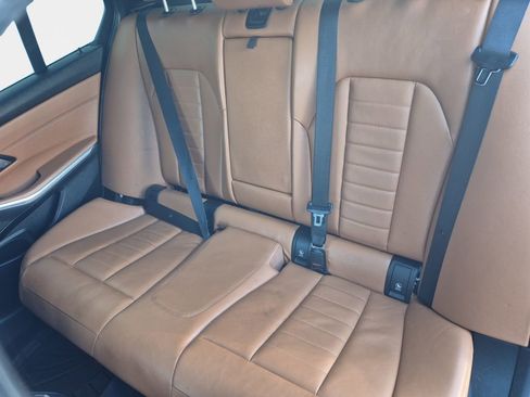 Used 2019 BMW 330i xDrive Sedan w/ Convenience Package AWD/4WD image 20